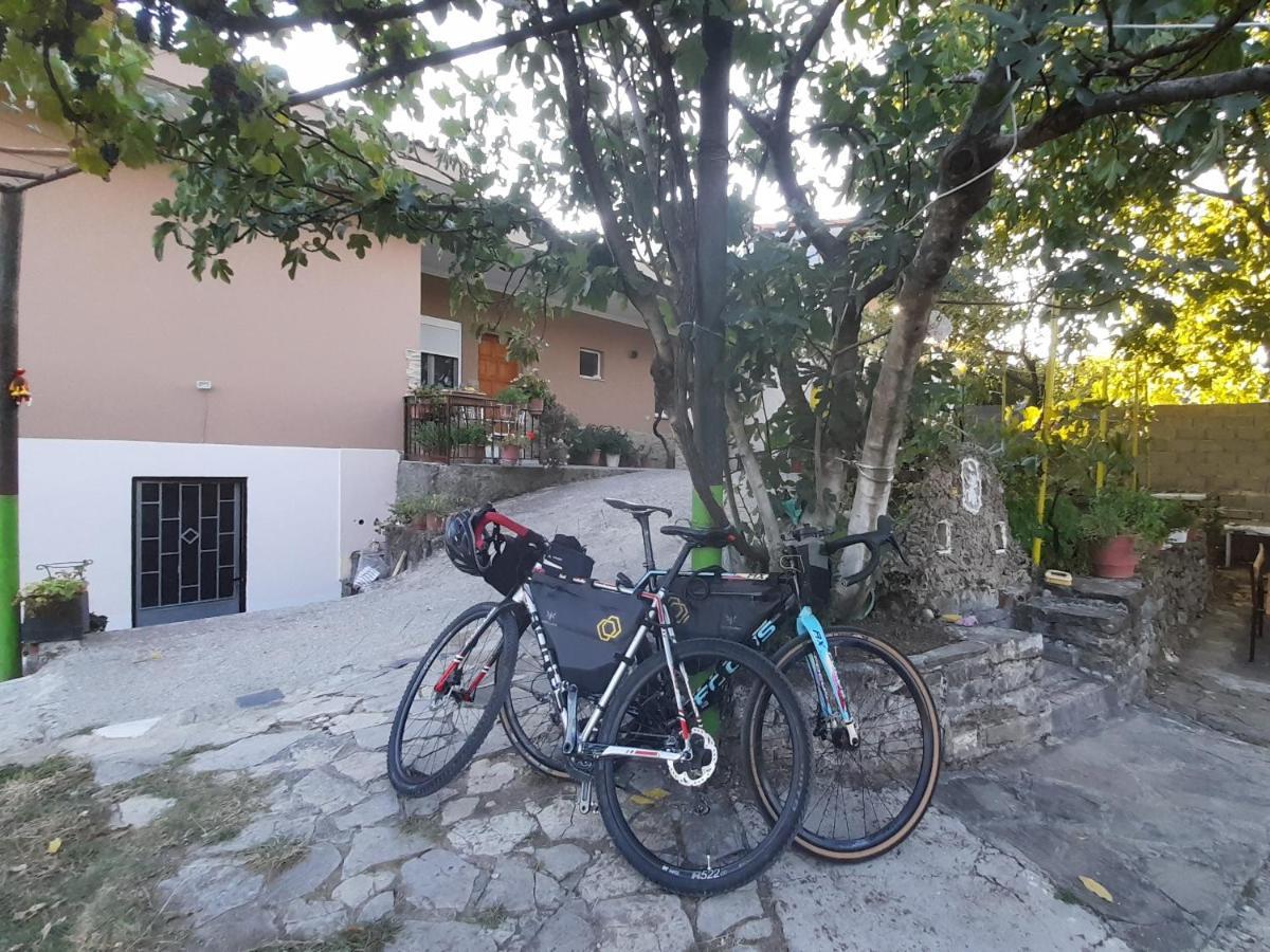 Honey-House “Kastrioti” Apartment Permet Ngoại thất bức ảnh