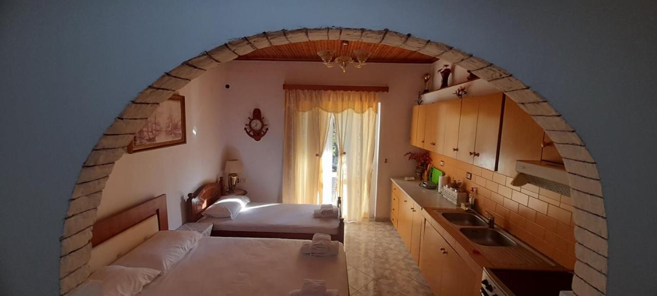 Honey-House “Kastrioti” Apartment Permet Ngoại thất bức ảnh