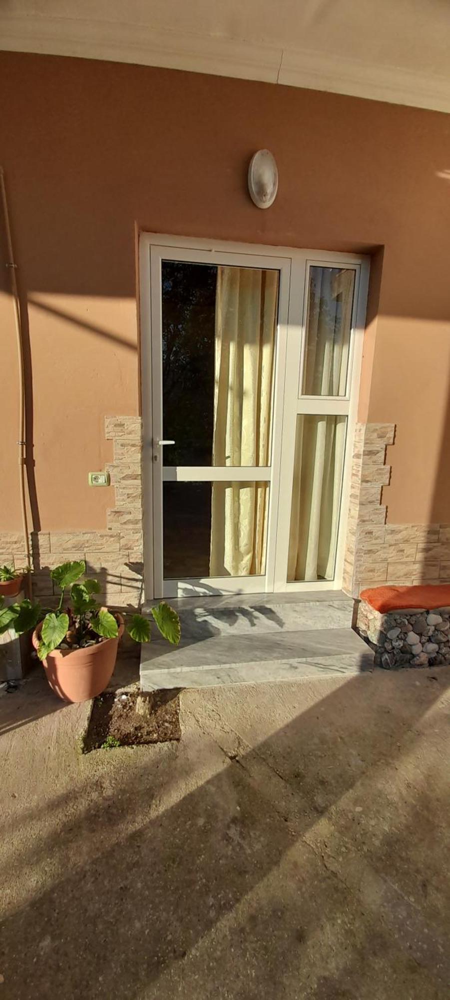 Honey-House “Kastrioti” Apartment Permet Phòng bức ảnh